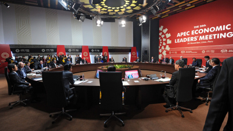 Imagen de la reunión de los líderes de los países del foro APEC (las siglas en inglés de Asia Pacific Economic Cooperation), en Lima, Perú. EFE