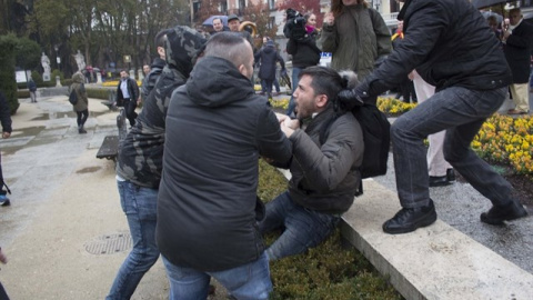 El activista sin techo Lagarder ha sido agredido por franquistas que recordaban al dictador en el 20-N. / Europa Press