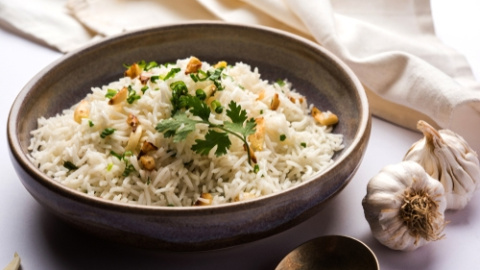 Arroz blanco con ajo. 