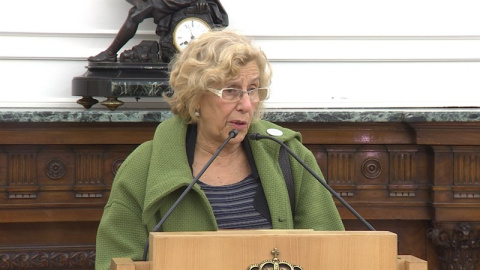 Manuela Carmena explica que quiere mejorar el 'PEF' presentado. / EUROPA PRESS