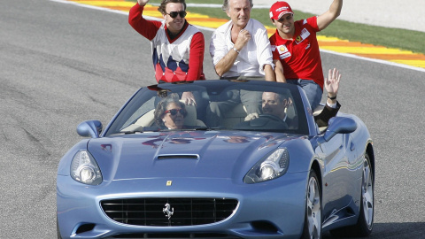 Rita Barberá, en una imagen de archivo, con Francisco Camps, Fernando Alonso y Felipe Massa en el circuito de Valencia, Ricardo Tormo / EFE