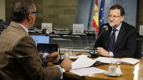 Mariano Rajoy, durante la entrevista de este lunes. EFE