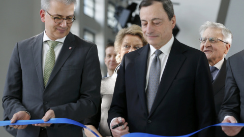 Mario Draghi inaugura la nueva sede del BCE. / REUTERS