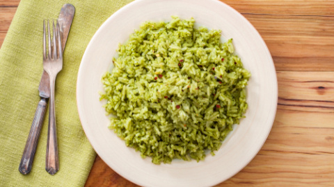 Arroz poblano o arroz verde. 