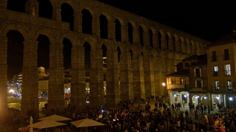 El acueducto de Segovia apagado. - EFE