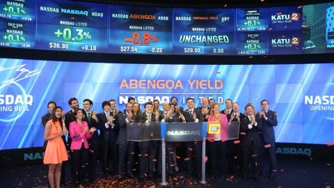 Imagen del primer dia de cotización de Abengoa Yield en el mercado Nasdaq, de Nueva York, a finales de 2014. E.P.