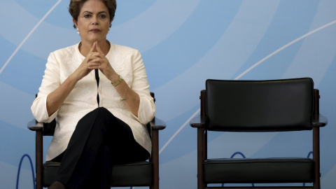 La presidenta de Brasil, Dilma Rousseff, en un acto en el Palacio Planalto (sede del Gobierno), en Brasilia, a finales del pasado noviembre. REUTERS/Ueslei Marcelino