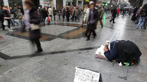 La pobreza ha aumentado en España. EFE