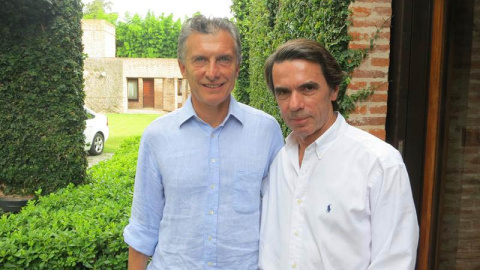 l expresidente del Gobierno español José María Aznar se reunió el lunes 7 de diciembre de 2015 con el mandatario electo de Argentina, Mauricio Macri (i), en Buenos Aires, para transmitirle su felicitación y su apoyo. / EFE