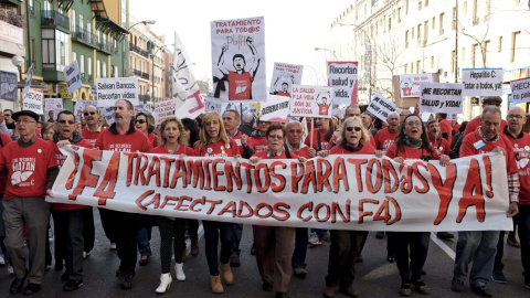 Cabeza de una manifestacion convocada por La Plataforma de Afectados por la Hepatitis C. EFE