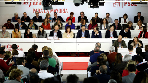 El secretario general, Pedro Sánchez, durante la reunión del Comité Federal del PSOE, máximo órgano del partido entre congresos, para fijar la postura del partido ante el escenario surgido de las elecciones generales. EFE/Sergio Barrenechea