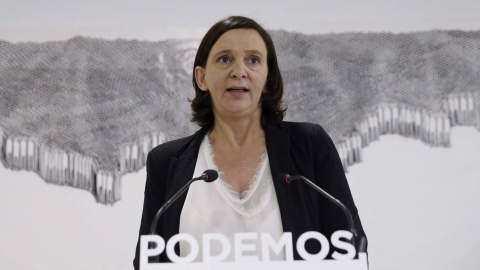 Carolina Bescansa y la secretaria de Acción Institucional, Auxiliadora Honorato, se han reunido hoy con el portavoz del PP en el Congreso.- EFE