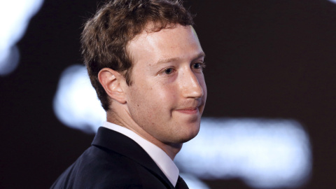 Mark Zuckerberg pretende construir un mayordomo artificial en 2016./REUTERS