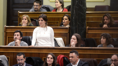 La diputada de En Marea, Yolanda Díaz, jura su cargo en el Congreso.-DANI GAGO/PODEMOS