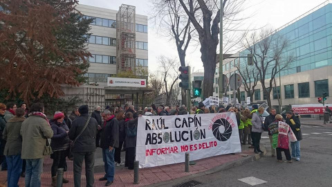 Concentración en apoyo a Raúl Capín frente al juzgado de Madrid. TODAS SOMOS RAÚL CAPÍN