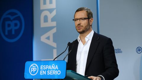 El vicesecretario general del PP, Javier Maroto, en la sede nacional de la calle Génova. EFE/J.P.GANDUL