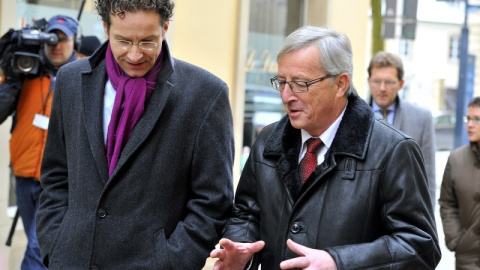 Juncker, Presidente de la Comisión Europea, y Dijsselbloem Presidente del Eurogrupo.- EFE