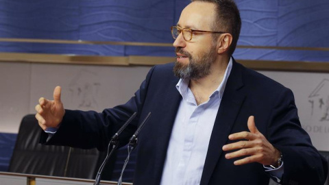 El portavoz de Ciudadanos en el Congreso, Juan Carlos Girauta, en rueda de prensa. EFE