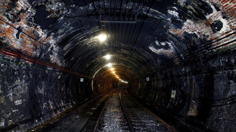 Tramo de los túneles de la línea 1 del Metro de Madrid, la más antigua y la primera inaugurada en España. EFE