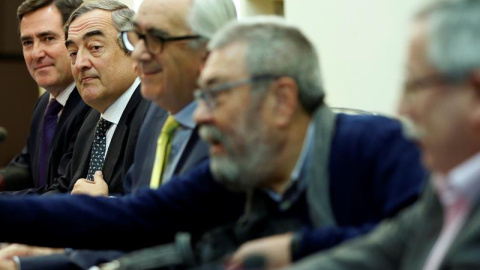 Rosell, Méndez y Toxo, en un acto celebrado en Madrid este martes. EFE/Juan Carlos Hidalgo