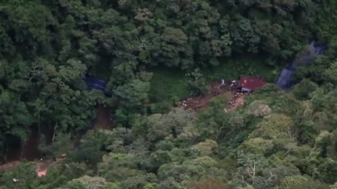 Once muertos y diez desaparecidos por un corrimiento de tierras en Colombia 