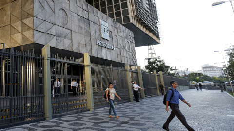 La sede de  Petroleo Brasileiro S.A. (Petrobras) en Rio de Janeiro. REUTERS/Sergio Moraes