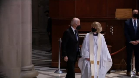 Biden, Obama, Clinton y Bush rinden homenaje a Colin Powell durante su funeral