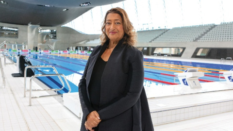 La arquitecta Zaha Hadid, en el interior del centro acuático de Londres 2012.