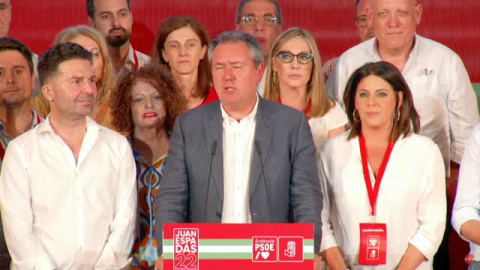 Juan Espadas asume la derrota socialista y anuncia una oposición "útil y de Estado"