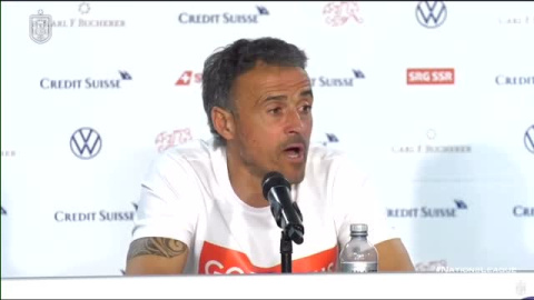 Luis Enrique: "Unai Simón no me pone nervioso nunca, necesitamos que el portero genere la primera superioridad"