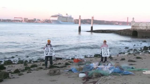 'Extinction Rebellion' denuncia la muerte de los océanos por la inacción de los gobiernos