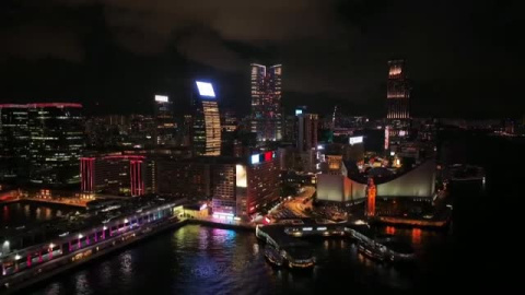 Hong Kong se ilumina con motivo del 25 aniversario de su reingreso en China