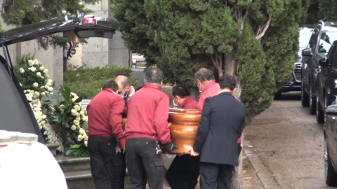 Álvaro Falcó, muy arropado en el último adiós a su padre, el Marqués de Cubas