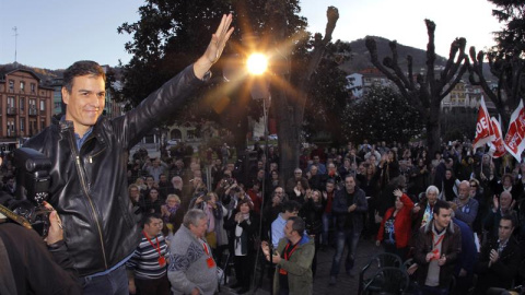 Sánchez, en un momento de su mitin en Asturias