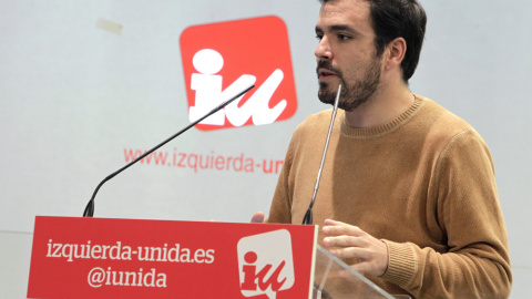 El coordinador federal de Izquierda Unida, Alberto Garzón, durante una rueda de prensa en la sede del partido. EFE/David González