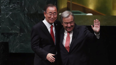 El ex primer ministro António Guterres jura el cargo como nuevo secretario general de la ONU. Reuters