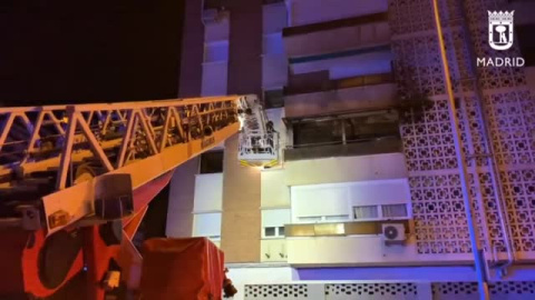 Cuatro intoxicados en el incendio de una vivienda en Madrid 