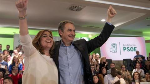 La secretaria general del PSOE andaluz y presidenta de la Junta, Susana Díaz, y el expresidente del Gobierno José Luis Rodríguez Zapatero, participan en un acto de partido que conmemora el décimo aniversario de la aprobación de la Ley de De