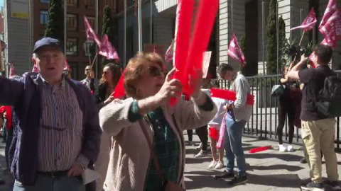 Celiacos protestan en Madrid para pedir que baje el precio de los productos sin gluten