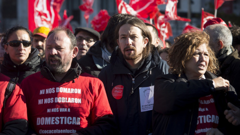 Pablo Iglesias, en la manifestación convocada por CCOO y UGT en Madrid para recuperar los derechos laborales perdidos. / EFE