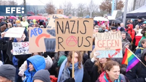 Miles de personas protestan en Berlín contra la ultraderecha