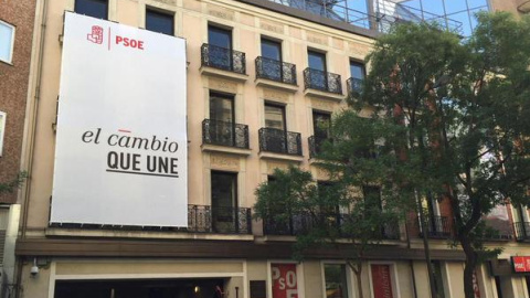 Fachada de la sede del PSOE en la calle Ferraz de Madrid.- EFE