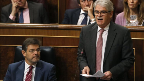 El ministro de exteriores, Alfonso Dastis, durante la sesión de control al gobierno este miércoles / EFE