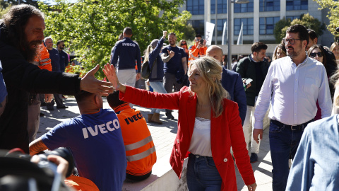 Yolanda Díaz apoya a los trabajadores de IVECO en su huelga: "La subida del 1% es una indecencia en nuestro país"