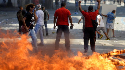 Manifestantes protestan en Río de Janeiro contra la Ley que congela el gasto público durante 20 años. - REUTERS