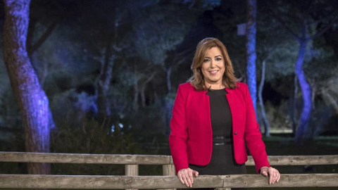 La presidenta de la Junta de Andalucía, Susana Díaz, durante la grabación del tradicional mensaje de fin de año a los andaluces y que para esta ocasión ha elegido el Centro de Visitantes El Acebuche, situado en el Espacio Natural de Doñana,