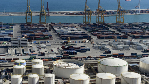 Vista general de la Terminal de Carga del Puerto de Barcelona. AFP/Josep Lago