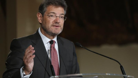 El ministro de Justicia, Rafael Catalá, durante su intervención en la inauguración de la primera jornada sobre Responsabilidad penal de las empresas organizada por la Asociación de Compliance Officers de España (ACOFES). EFE/Chema Moya