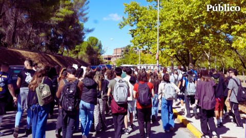 Estudiantes universitarios salen a la calle en apoyo al pueblo palestino y contra el genocidio en Gaza