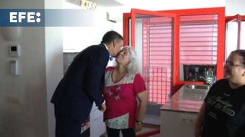 Pedro Sánchez visita una promoción de vivienda de alquiler social de Barcelona